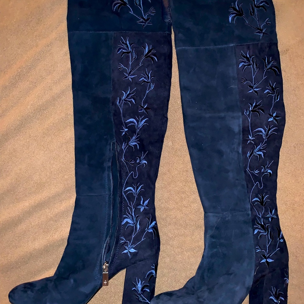 Over the knee boots size 7